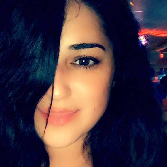 Meet your Posher, Lauralis - Picture 1 of 1